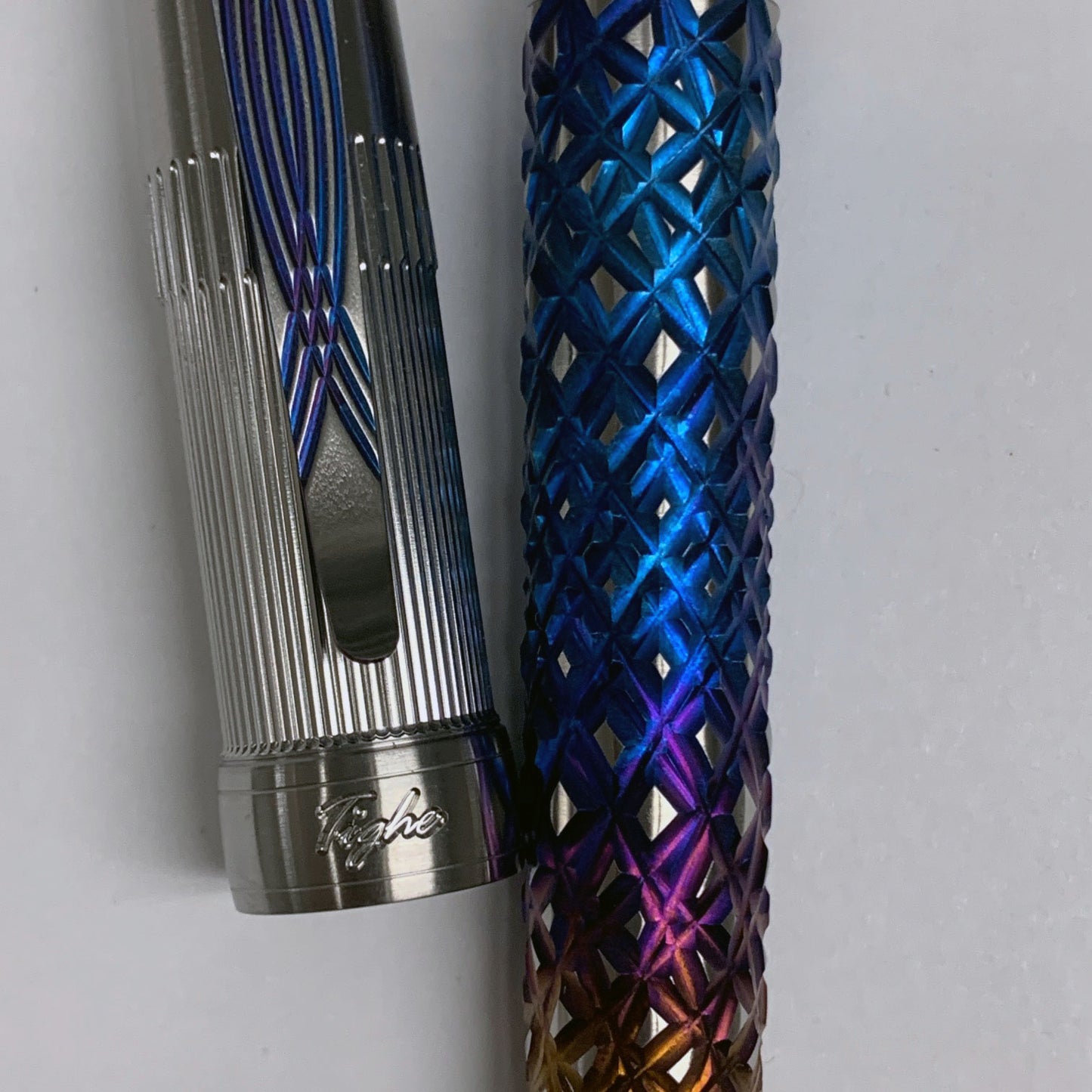 Reticulated Fire Crystal Fountain Pen