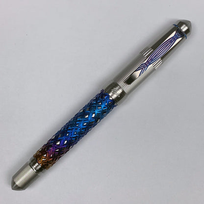 Reticulated Fire Crystal Fountain Pen